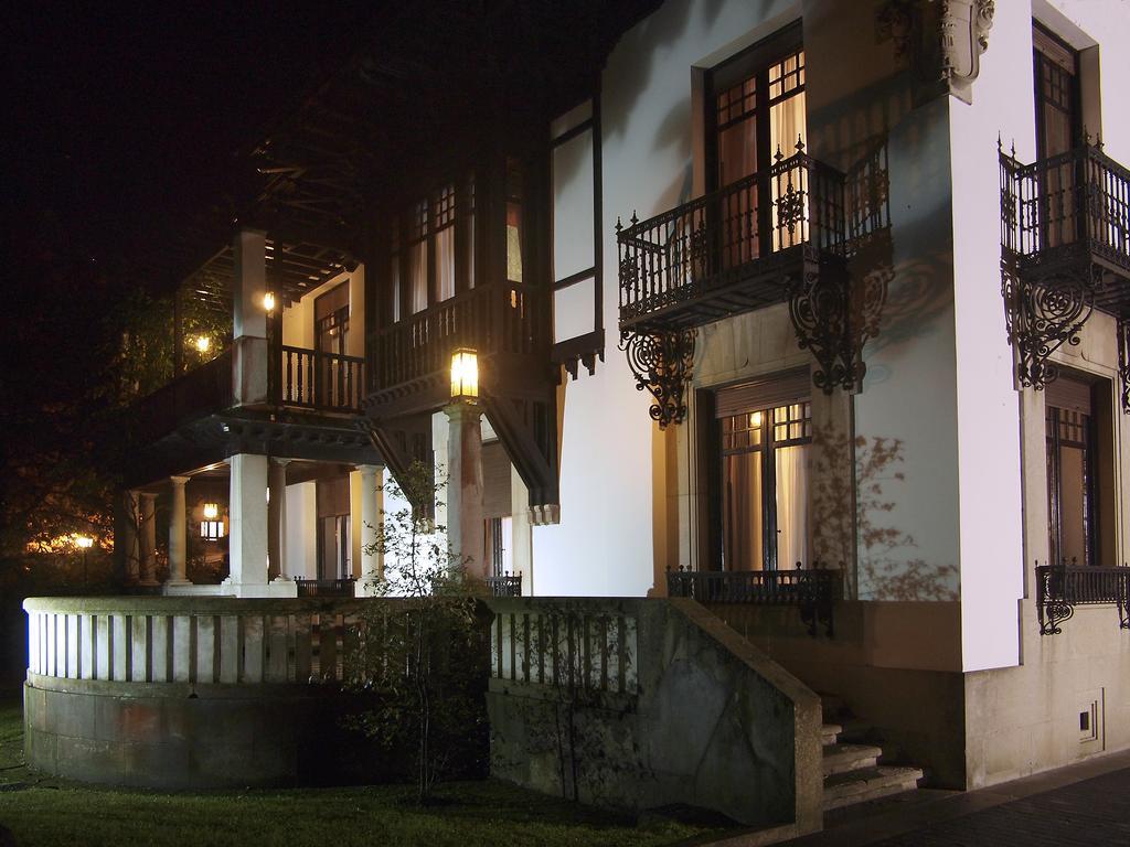 Palacio Arias Navia Zewnętrze zdjęcie