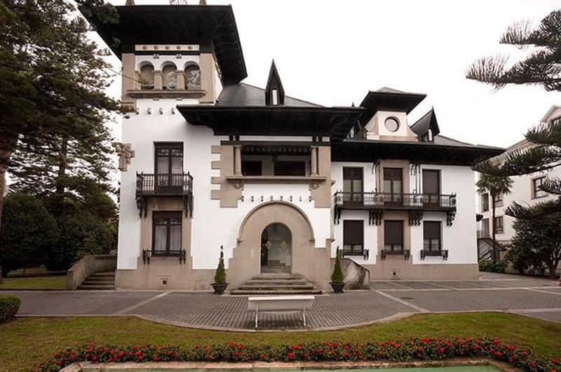 Palacio Arias Navia Zewnętrze zdjęcie